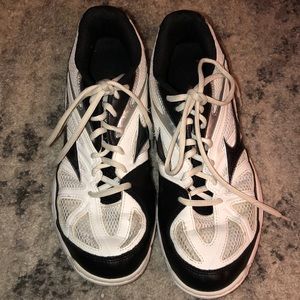 Mizuno Hurricane Wave 2 Volleyball shoes